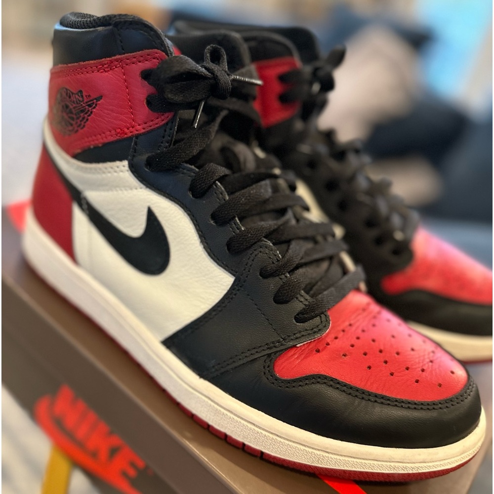 Air Jordan 1 Retro High OG 'Bred Toe'